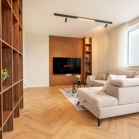 Amazing 2 Bedroom With Sea View