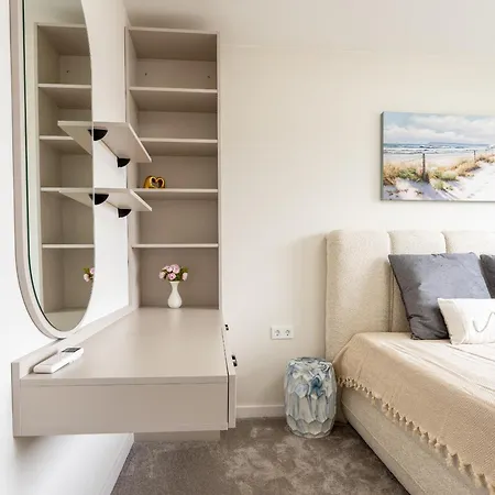 Apartament Amazing 2 Bedroom With Sea View
