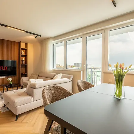 Amazing 2 Bedroom With Sea View Warna