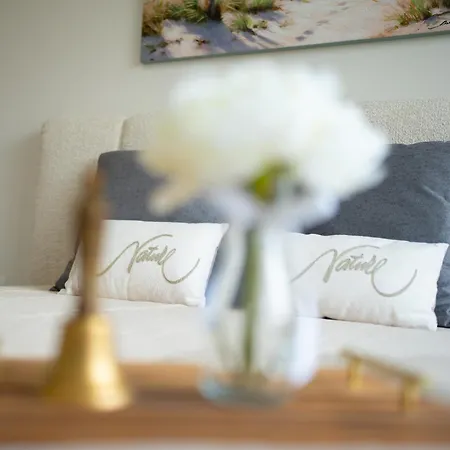 Amazing 2 Bedroom With Sea View Apartament